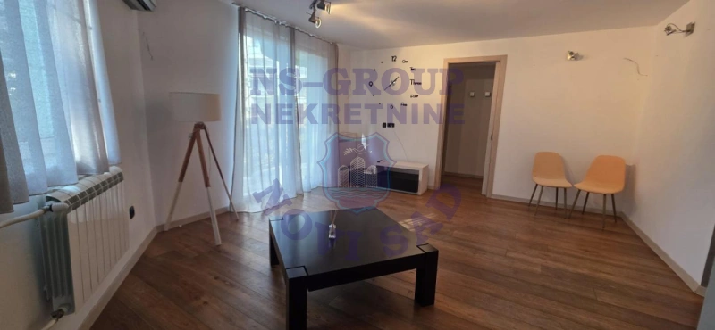 stan na prodaju Novi Sad, 80m2 580334