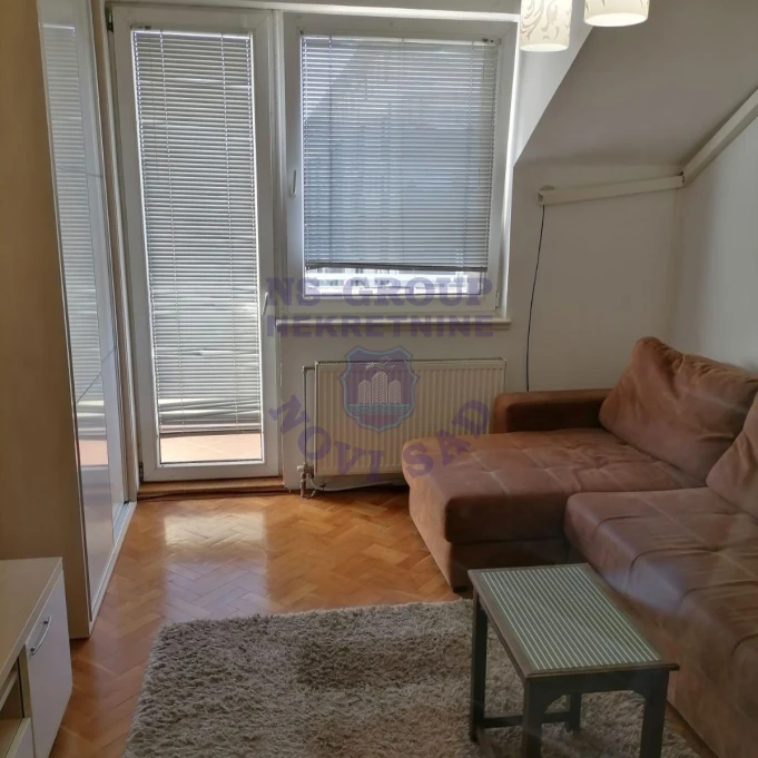 Stan za izdavanje Novi Sad 43m2, 17746