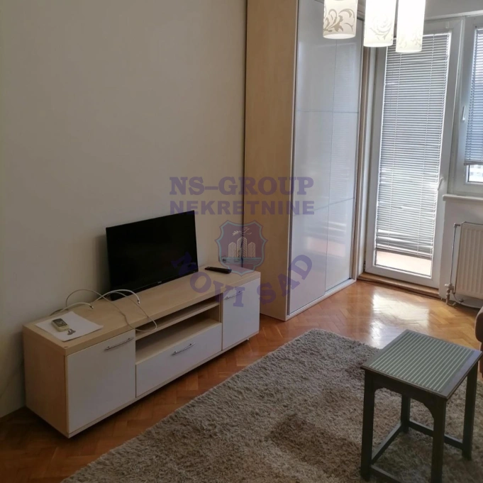 Stan za izdavanje Novi Sad 43m2, 17746