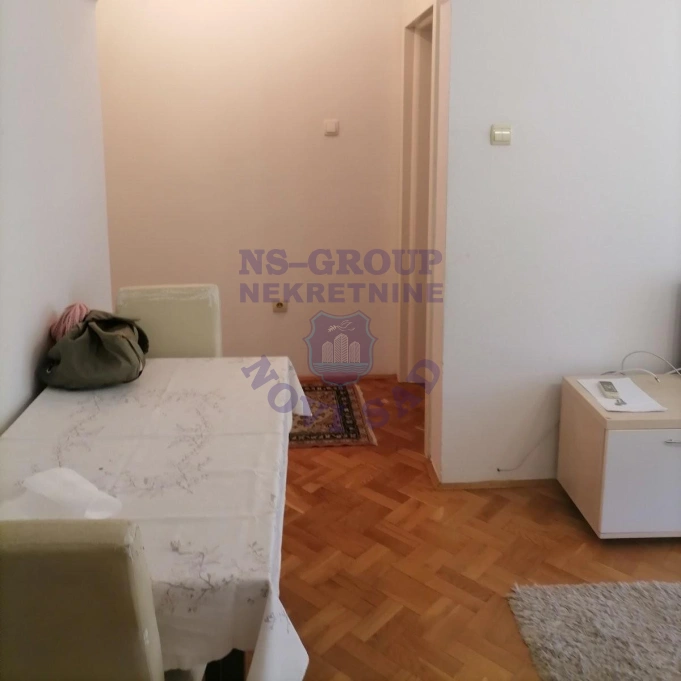 Stan za izdavanje Novi Sad 43m2, 17746