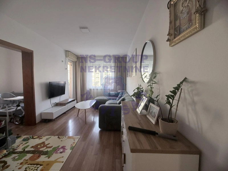 stan na prodaju Novi Sad, 44m2 579973