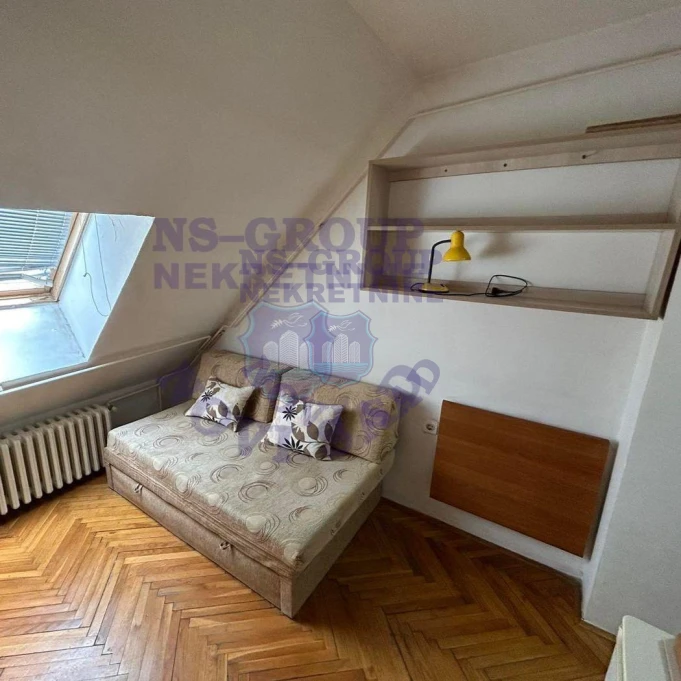 stan za izdavanje Novi Sad, 14m2 10914
