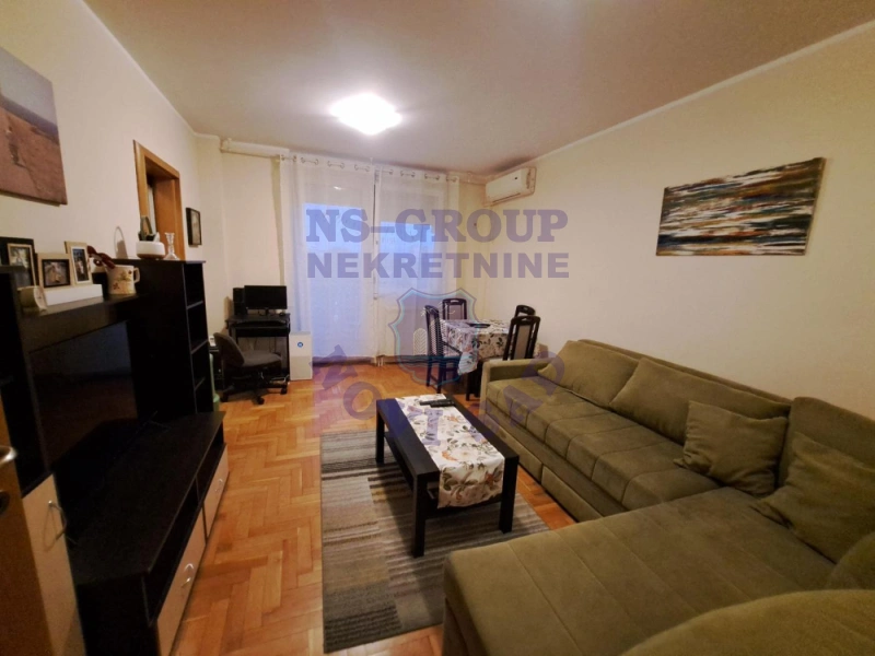 stan na prodaju Novi Sad, 48m2 580493