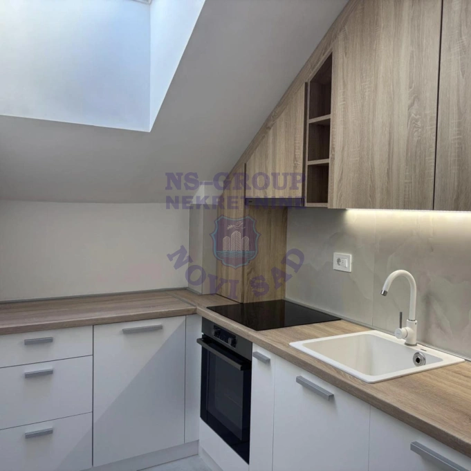 stan na prodaju Novi Sad 59m2 580386