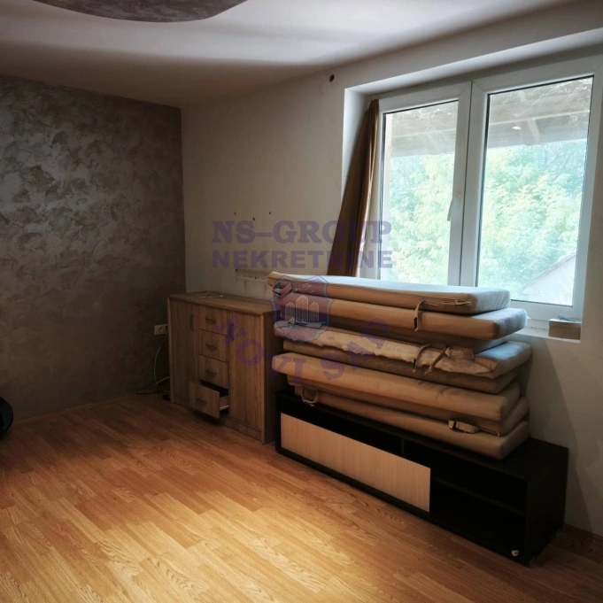 kuca na prodaju Novi Sad 174m2 580285
