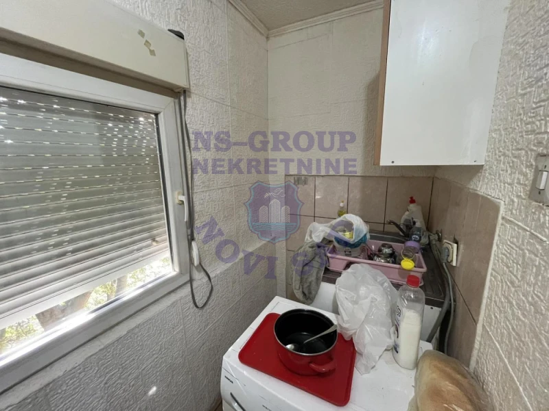 Stan na prodaju Novi Sad 12m2, 580481