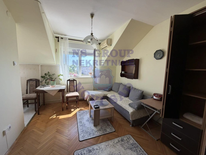 Stan na prodaju Novi Sad 17m2, 580500