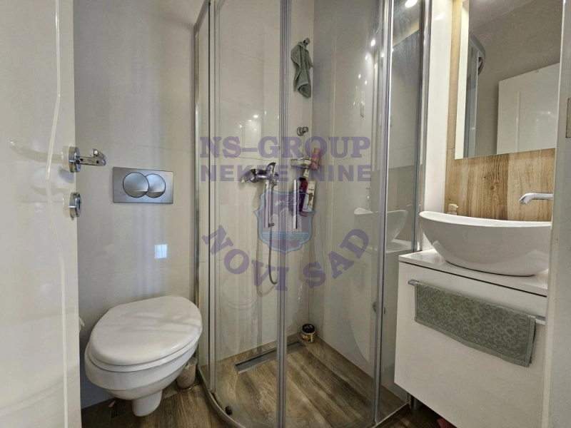 Stan na prodaju Novi Sad 90m2, 580539