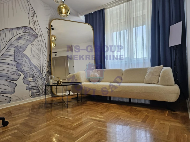 Stan na prodaju Novi Sad 90m2, 580539