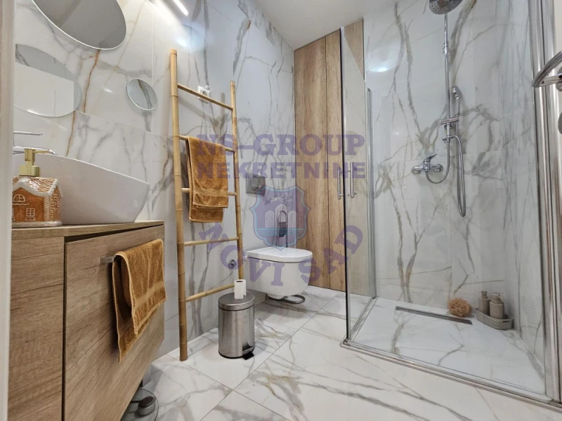Stan na prodaju Novi Sad 90m2, 580539