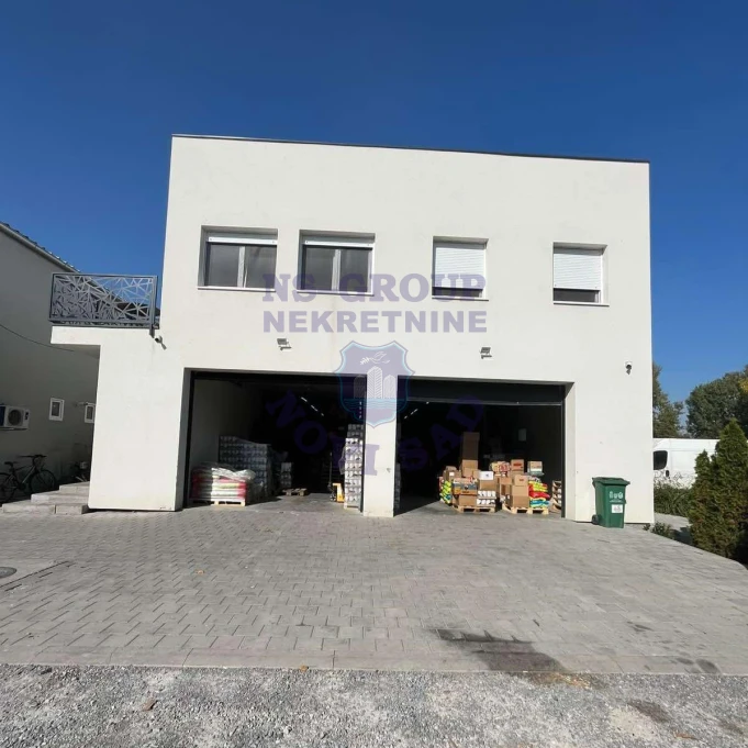 lokal za izdavanje Novi Sad, 165m2 17758