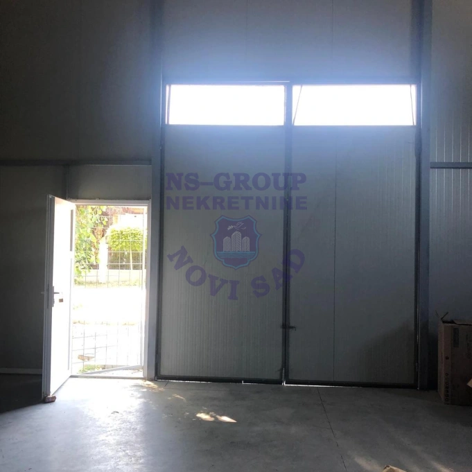 Lokal na prodaju Novi Sad 250m2, 17756