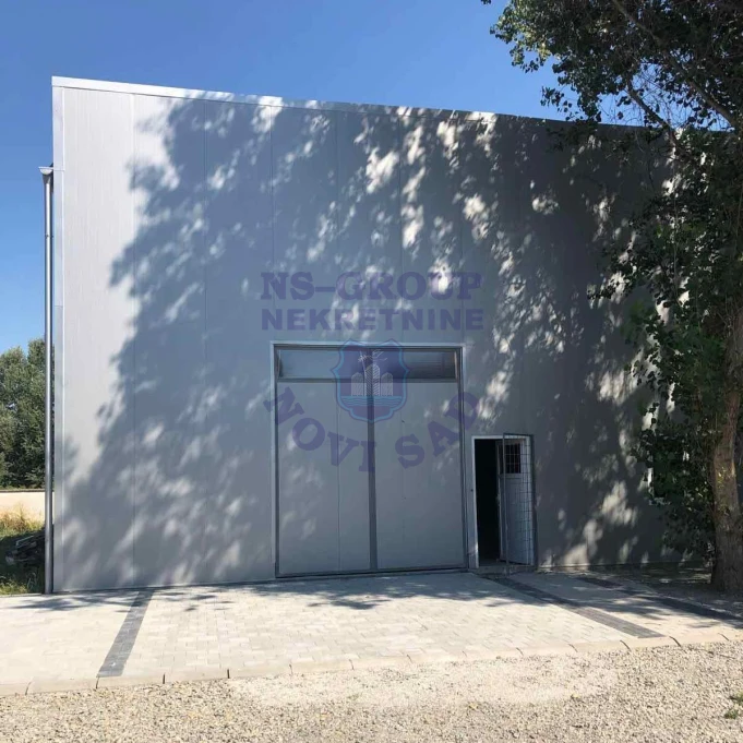 Lokal na prodaju Novi Sad 250m2, 17756