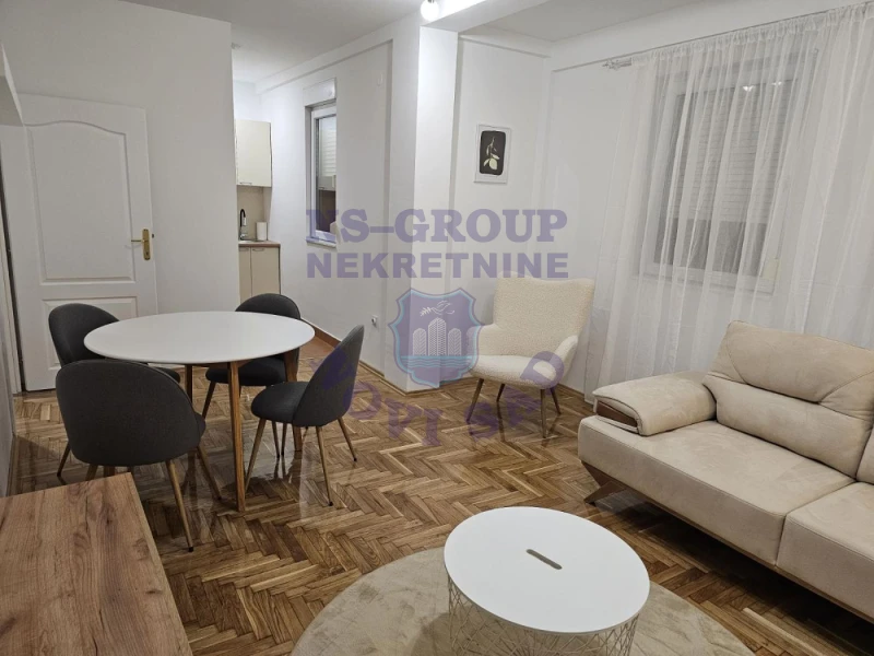 Stan na prodaju Novi Sad 50m2, 17759