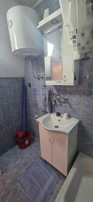 Stan na prodaju Novi Sad 13m2, 580491