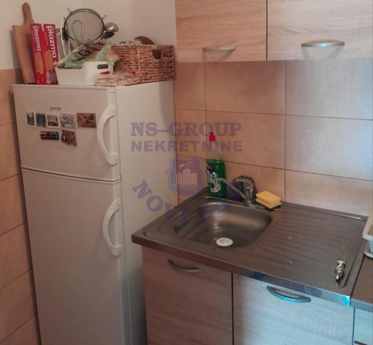 Stan na prodaju Novi Sad 40m2, 579974