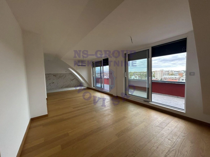 stan na prodaju Novi Sad, 135m2 580611