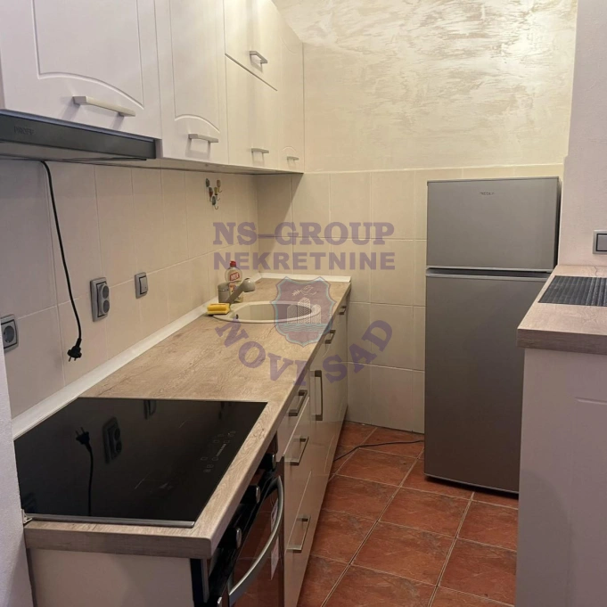 Stan na prodaju Novi Sad 40m2, 17763