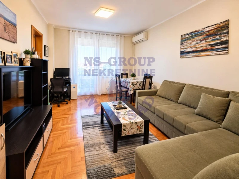 stan na prodaju Novi Sad, 48m2 580493