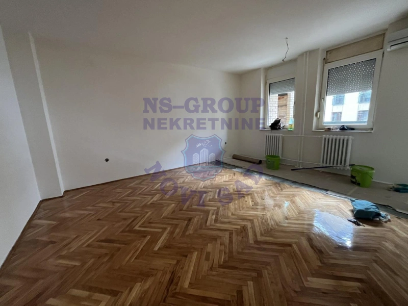 stan na prodaju Novi Sad, 48m2 575060