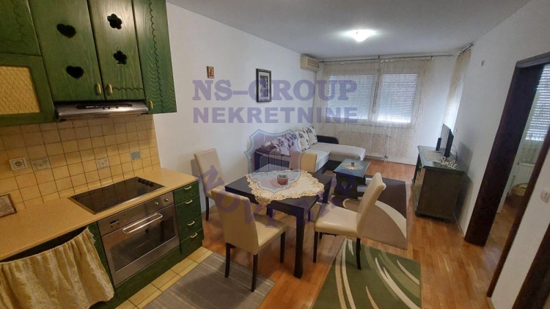 stan na prodaju Novi Sad, 40m2 580592