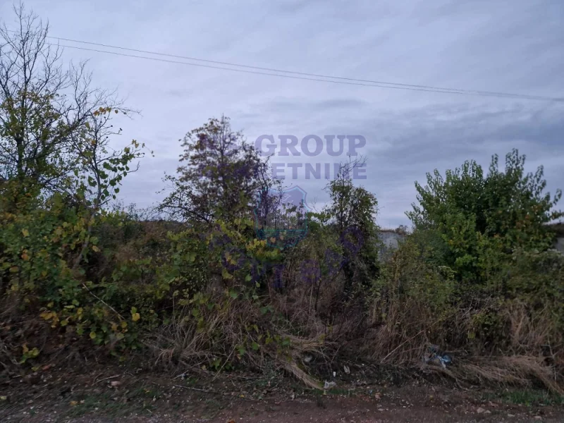 Plac na prodaju Čerević 693m2, 550464