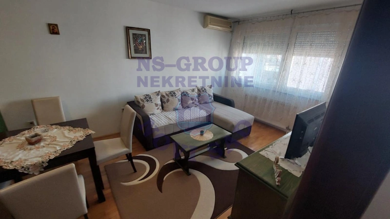 Stan na prodaju Novi Sad 40m2, 580592