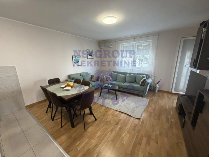 Stan na prodaju Novi Sad 75m2, 580553