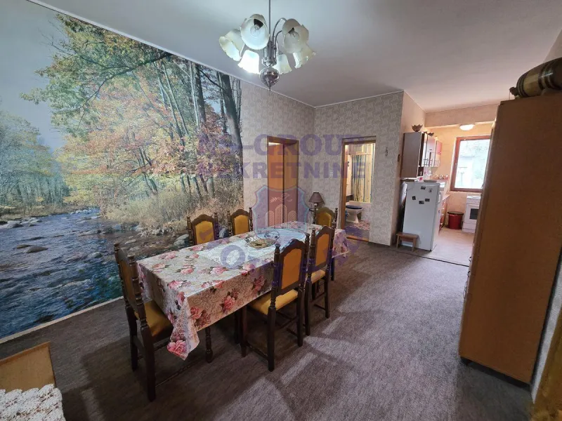 Kuća na prodaju Despotovo 234m2, 580348