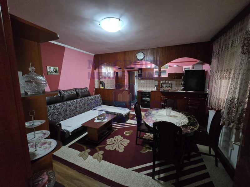 Kuća na prodaju Despotovo 234m2, 580348