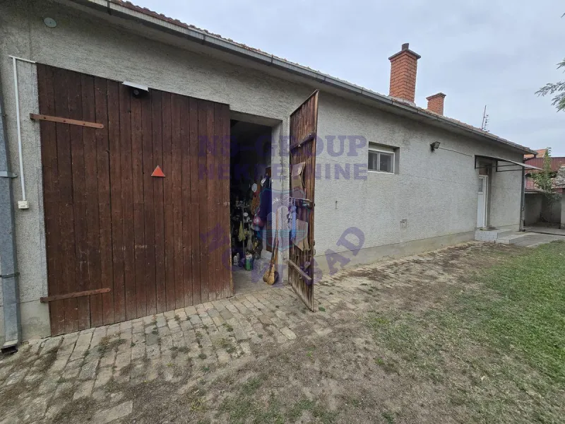 Kuća na prodaju Despotovo 234m2, 580348