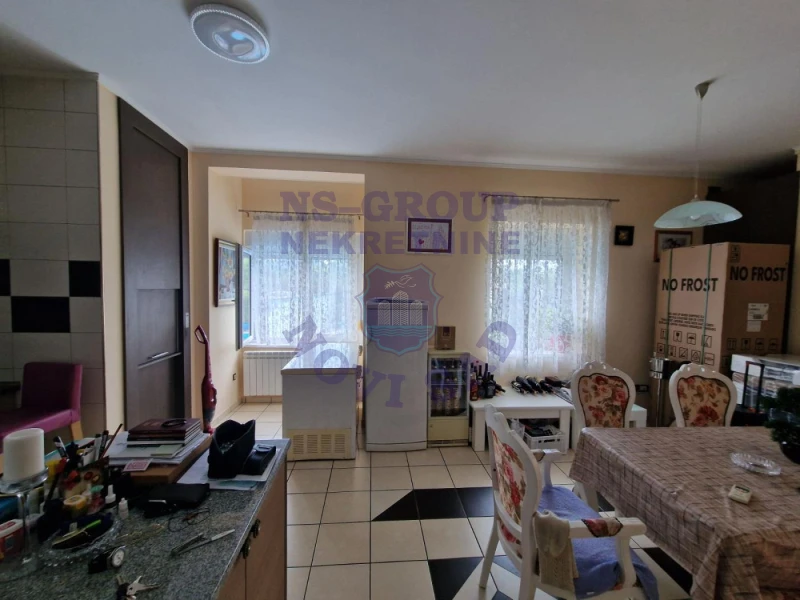 Kuća na prodaju Sremska Kamenica 304m2, 580584