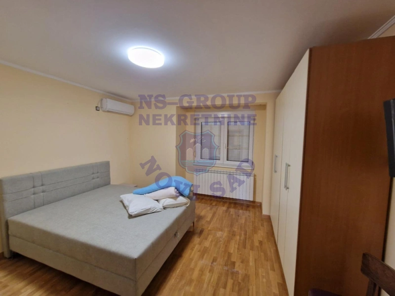 Kuća na prodaju Sremska Kamenica 304m2, 580584