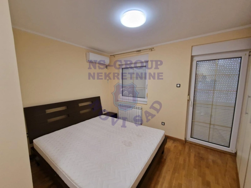 Kuća na prodaju Sremska Kamenica 304m2, 580584