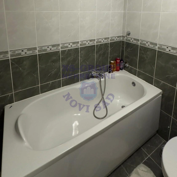 Stan za izdavanje Novi Sad 55m2, 17781