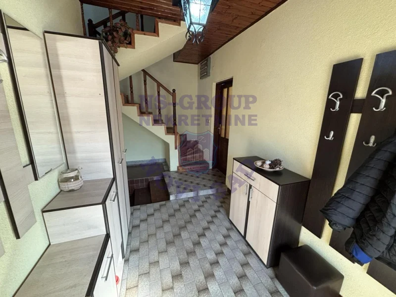 Kuća na prodaju Inđija 234m2, 580698