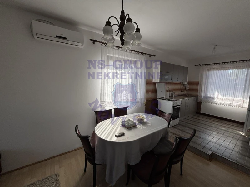 Kuća na prodaju Inđija 234m2, 580698