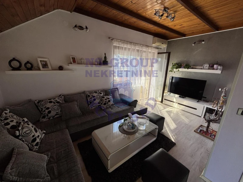 kuca na prodaju Inđija, 234m2 580698