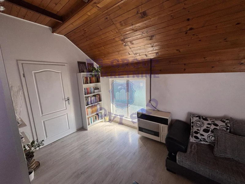 Kuća na prodaju Inđija 234m2, 580698