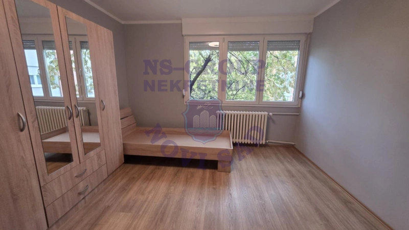 Stan na prodaju Novi Sad 72m2, 580774