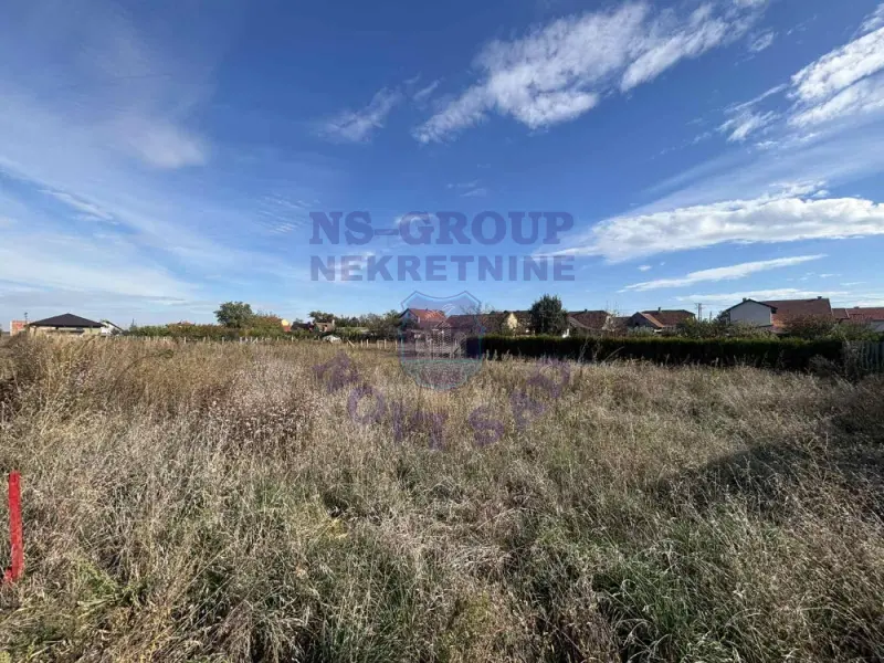 Plac na prodaju Futog 563m2, 580752