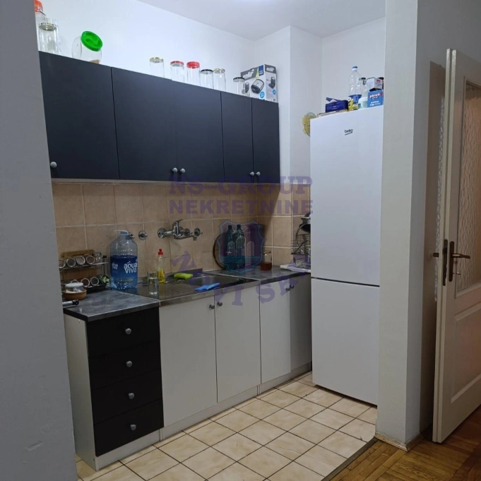 Stan za izdavanje Novi Sad 50m2, 17785