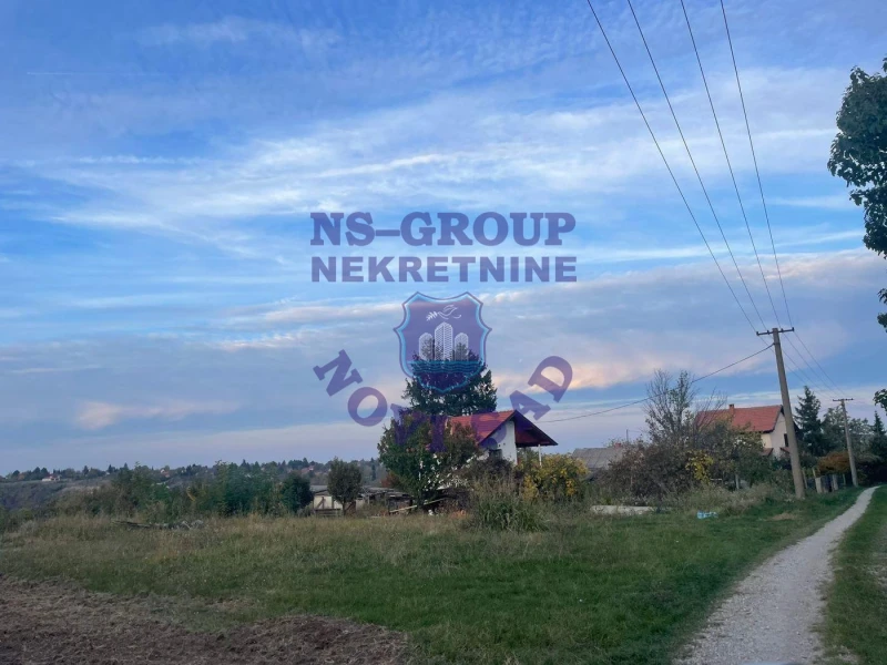 Plac na prodaju Čortanovci 1700m2, 580789