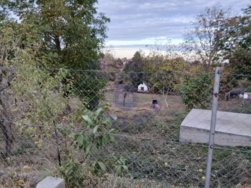 Kuća na prodaju Čortanovci 30m2, 580747