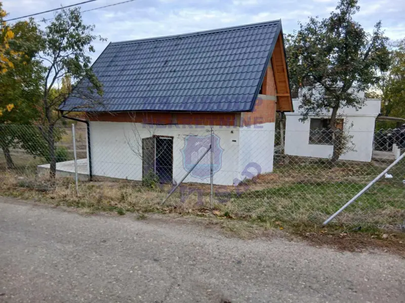 kuca na prodaju Čortanovci, 30m2 580747
