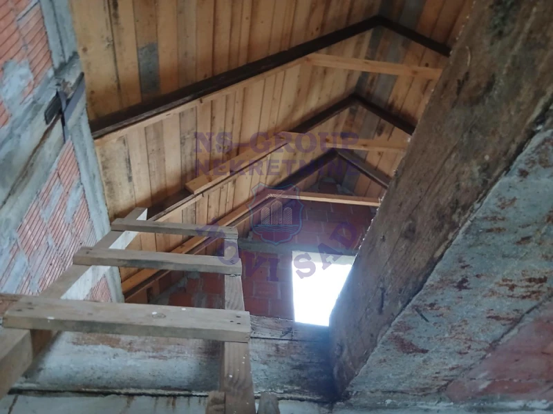 Kuća na prodaju Čortanovci 30m2, 580747