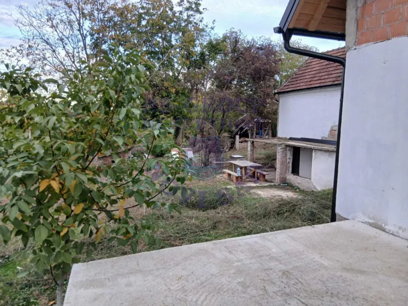 Kuća na prodaju Čortanovci 30m2, 580747
