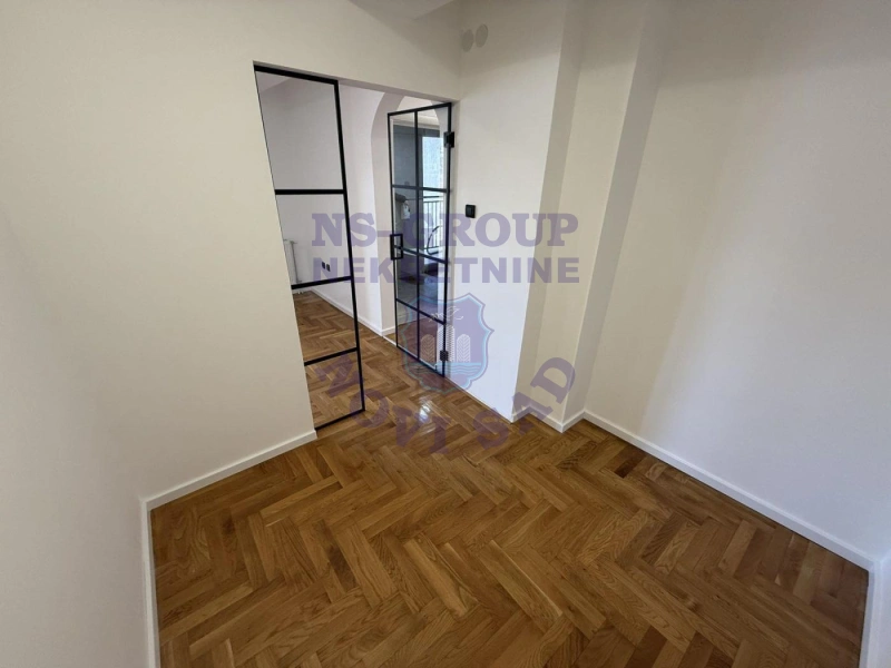 Stan na prodaju Novi Sad 37m2, 572028