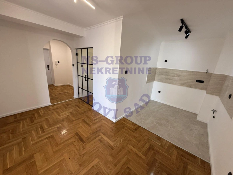 stan na prodaju Novi Sad, 37m2 572028