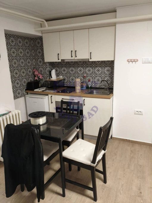 Stan za izdavanje Novi Sad 28m2, 17779